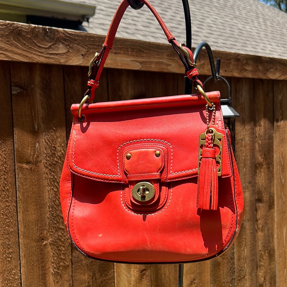 Vermillion Coach Willis with legacy stripe lining